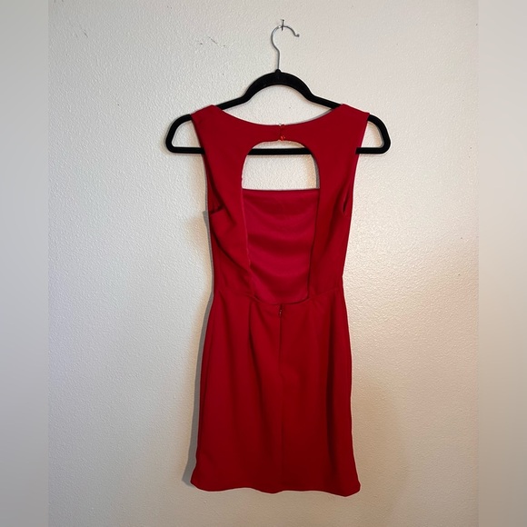 Blue Blush Red Cutout Back Bodycon Dress - Size M - NWOT - Picture 2 of 7